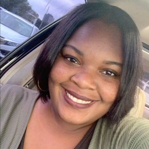 Meet your Posher, Breanna